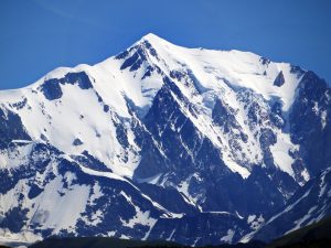 Σαν σήμερα 8 Αυγούστου – πραγματοποιείται η πρώτη ανάβαση στην κορυφή του Λευκού Όρους των Άλπεων