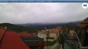 Χιονίζει ασθενώς στην ορεινή και  βόρεια Λακωνία